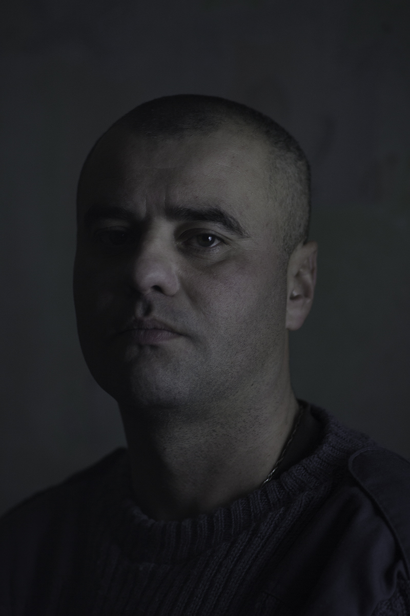 (Polski) z cyklu Sparks: Vitaliy, 29, worker. Picture was taken after he spent 12 months in the war zone