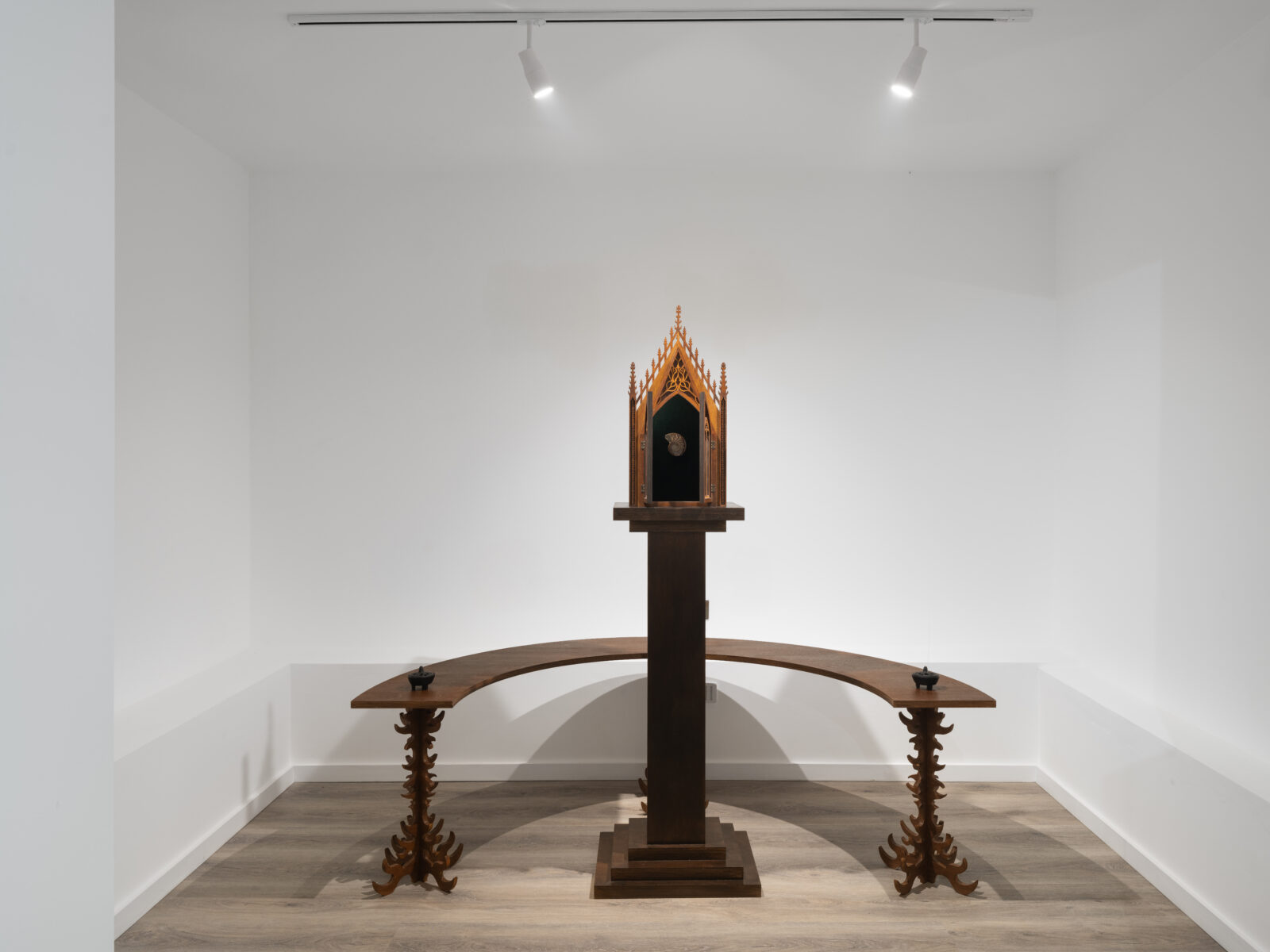 Justyna Baśnik, Tabernacle, exhibition view, photo: JUDDartINDEX